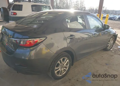 2017 Toyota Yaris Ia z USA, uszkodzony, nr VIN 3MYDLBYVXHY183088